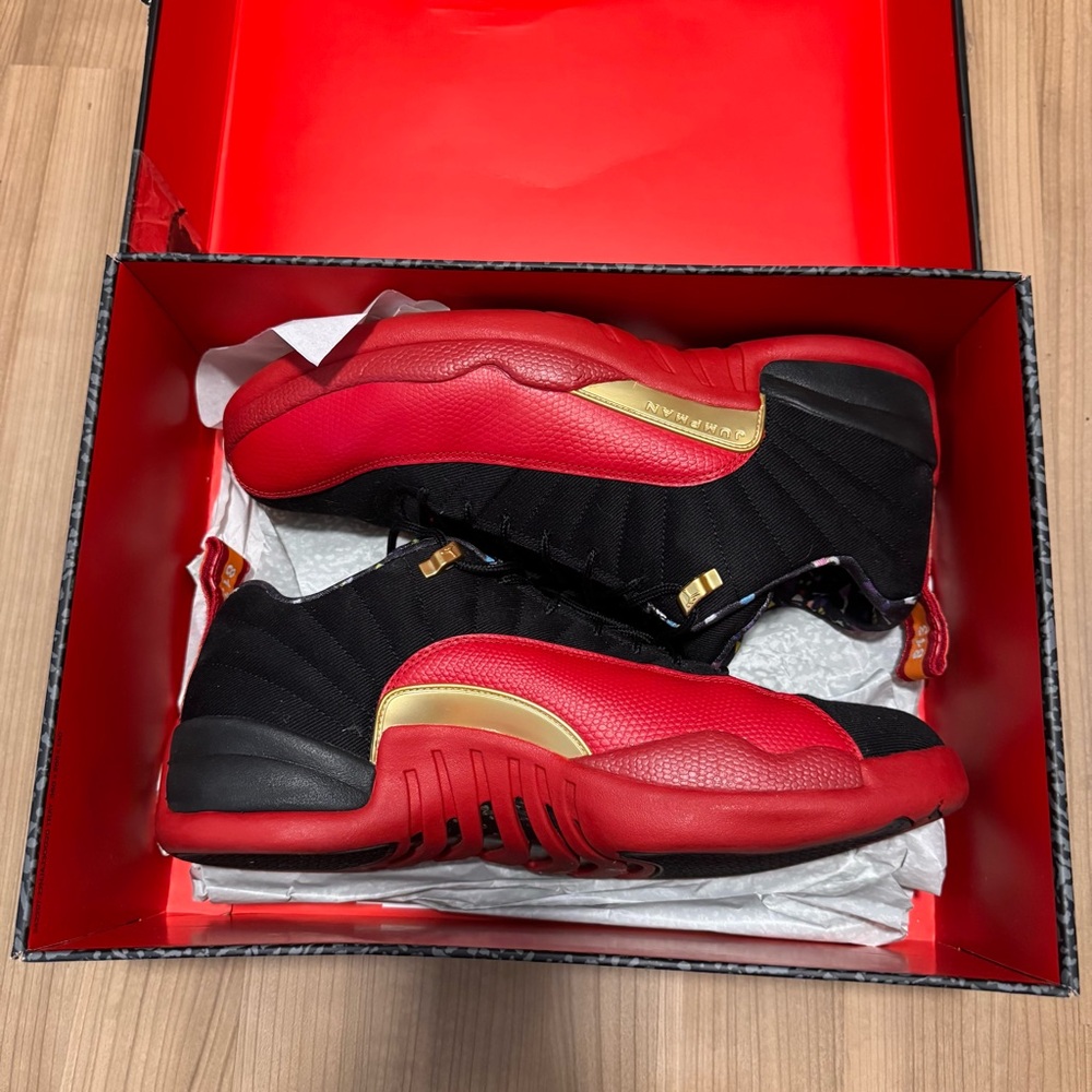 NEW Air Jordan 12 Retro Low SE Super Bowl Sneakers Size 13 Black Red and Gold